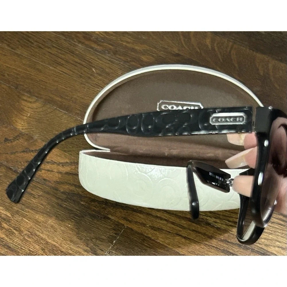 Women's Coach Sun Glasses with Case Black With Logo On Glasses - Picture 4 of 8
